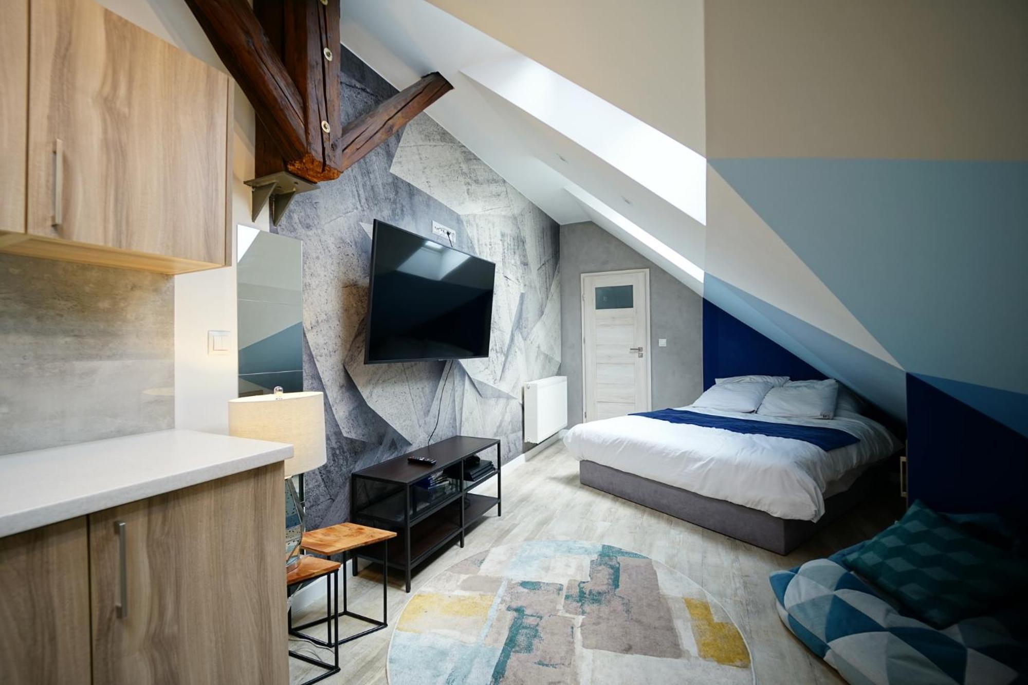 Perfect Place To In Center Apartment *